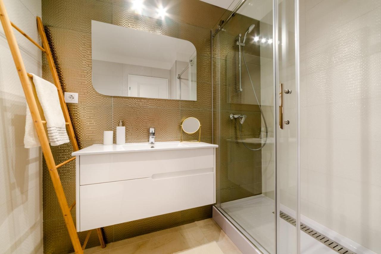 Appartement Onix 75 à Năvodari Extérieur photo